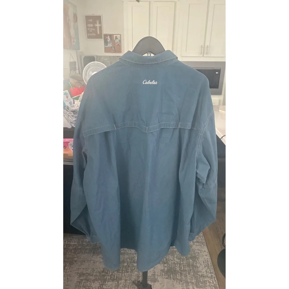 Cabelas Mens 2XL Blue Long Sleeve Fishing Shirt Ventilated Button Up Utility - Picture 3 of 7